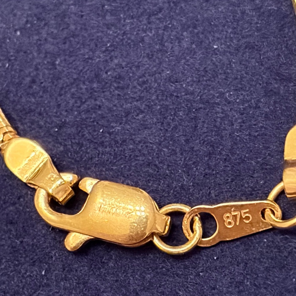 Herringbone Chain Gold Necklace - Picture 8 of 8
